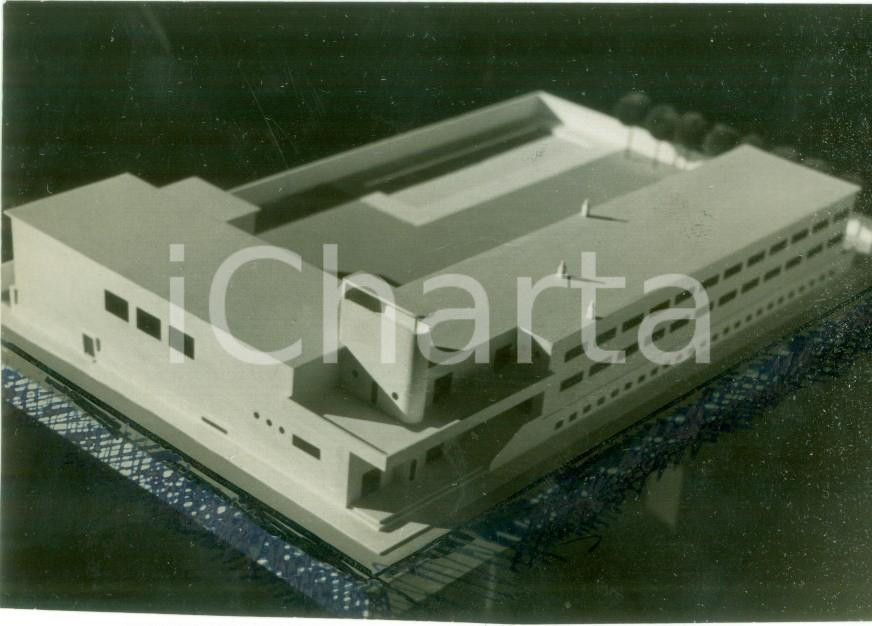 Fotografia d epoca originale 1937 MILANO Nuova Casa Rionale DELCROIX Opera BALILLA Foto coeva plastico 1