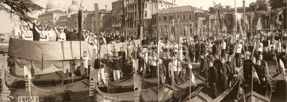 Fotografia d epoca originale 1938 VENEZIA CASETTA ROSSA Dino ALFIERI inaugura lapide a Gabriele D ANNUNZIO 1