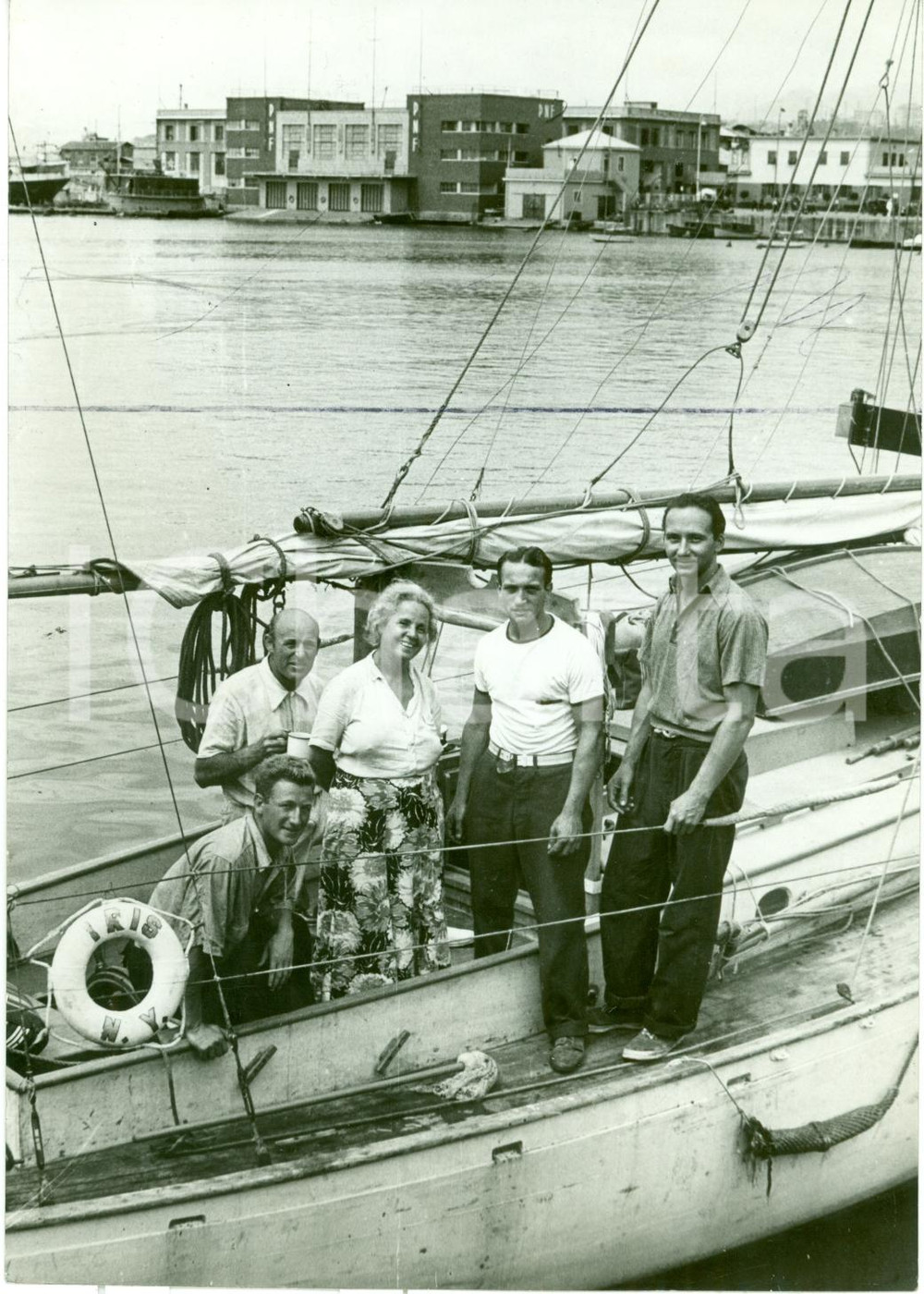 Fotografia d epoca originale 1939 GENOVA L equipaggio del panfilo IRIS giunto da NEW YORK Fotografia 1