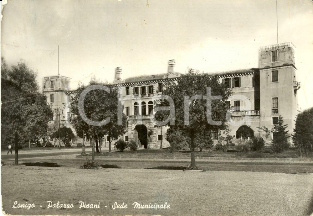 Cartolina originale da collezione 1963 LONIGO (VI) Veduta di Palazzo PISANI sede municipale *DANNEGGIATA FG VG 1