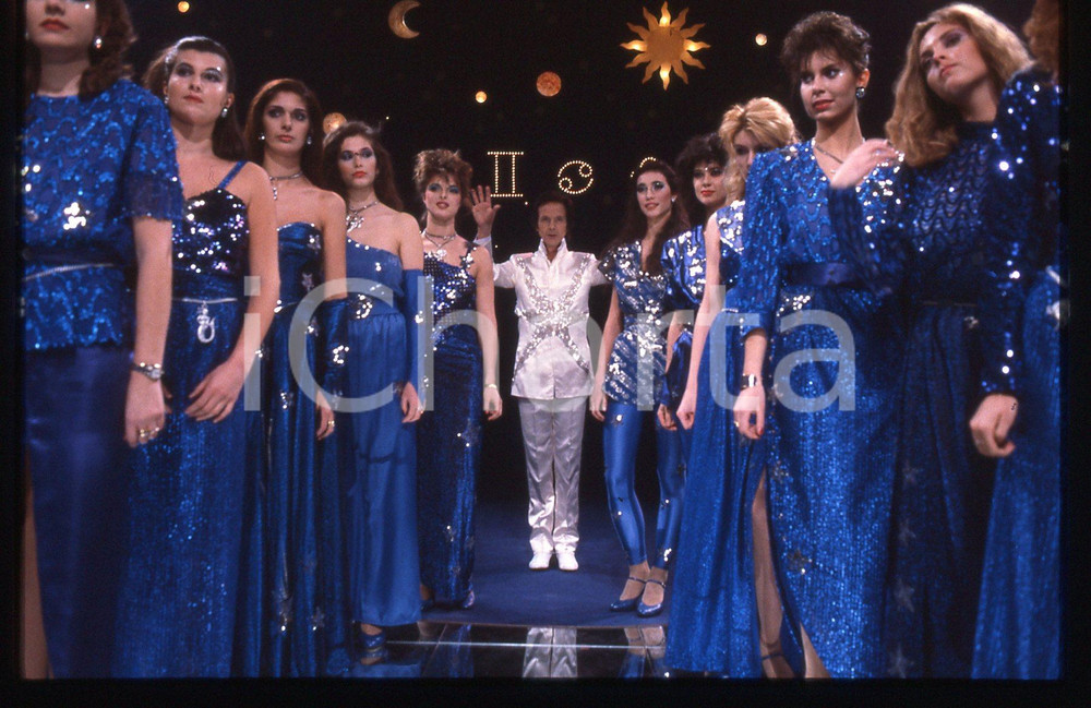 35mm vintage slide* 1984 RAI 2 IL TRAPPOLONE Mago SILVAN - Gioco di prestigio 24