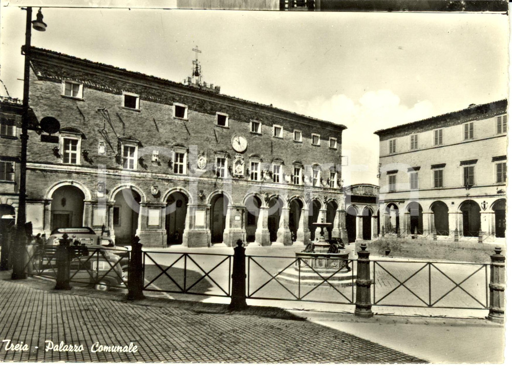 Cartolina originale da collezione 1960 ca TREIA MC Palazzo Comunale Cartolina FG NV 1