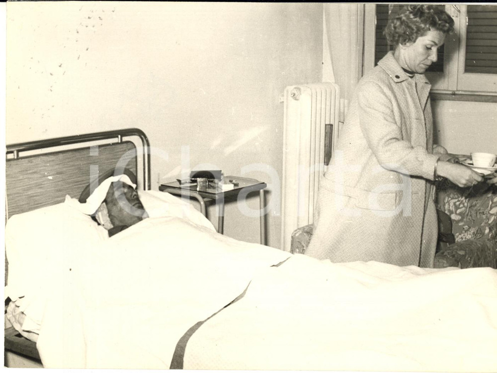 1955 ca MODENA AUTOMOBILISMO F1 Jean BEHRA in ospedale dopo un incidente *Foto