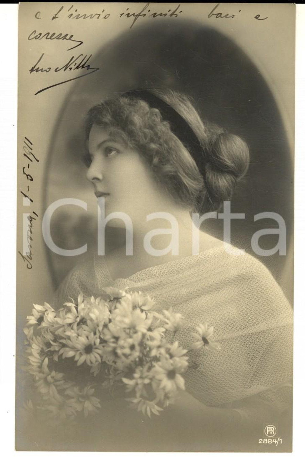 Cartolina originale da collezione 1911 COSTUMI Donna con mazzo di margherite *Cartolina VINTAGE ing. BONELLI 1