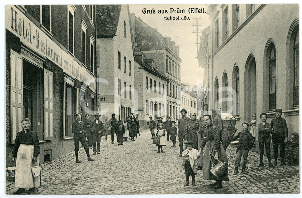 1910 ca PRUM - EIFEL (DEUTSCHLAND) Hahnstrasse - Carte postale FP NV  Cartolina postale d'epoca, non viaggiata. FAIR/discreto Lievi smussature agli angoli Formato: FP originale e autentica 1