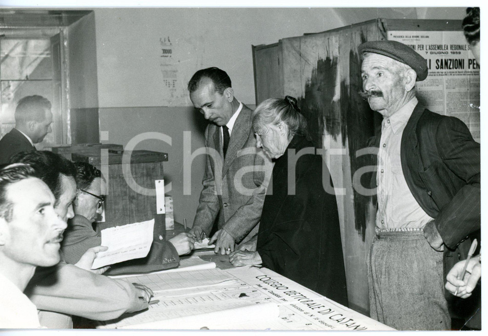 1959 CATANIA Elezioni regionali - Operazioni di voto *Fotografia 18x13 cm