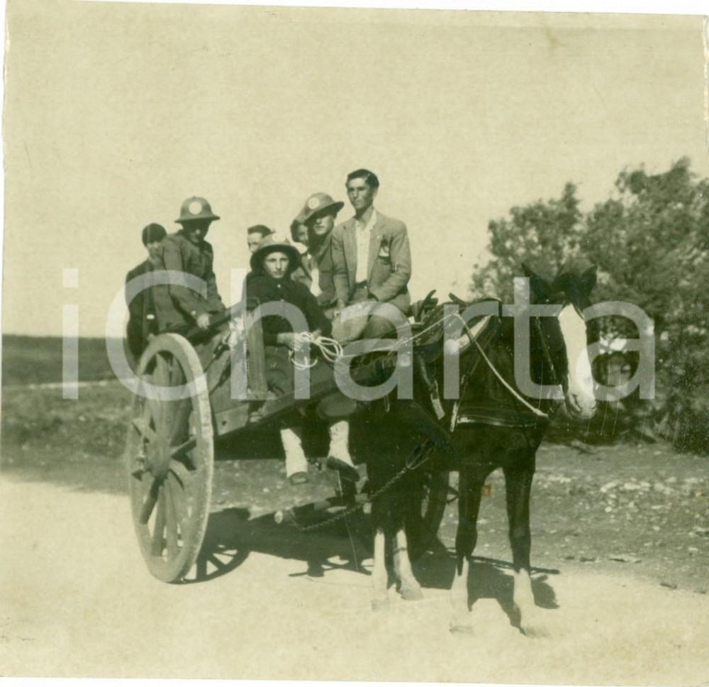Fotografia d epoca originale 1939 LIBIA Carretto di rurali lungo una strada Fotografia 1
