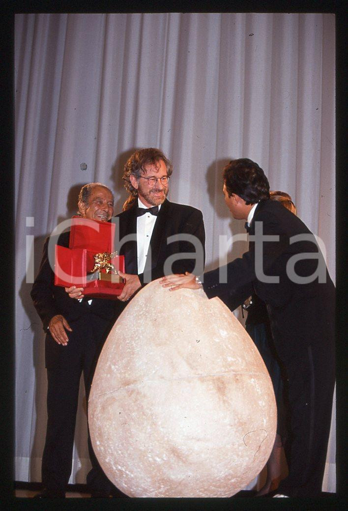35mm vintage slide* 1993 VENEZIA Steven SPIELBERG premiazione "Jurassic park" 19