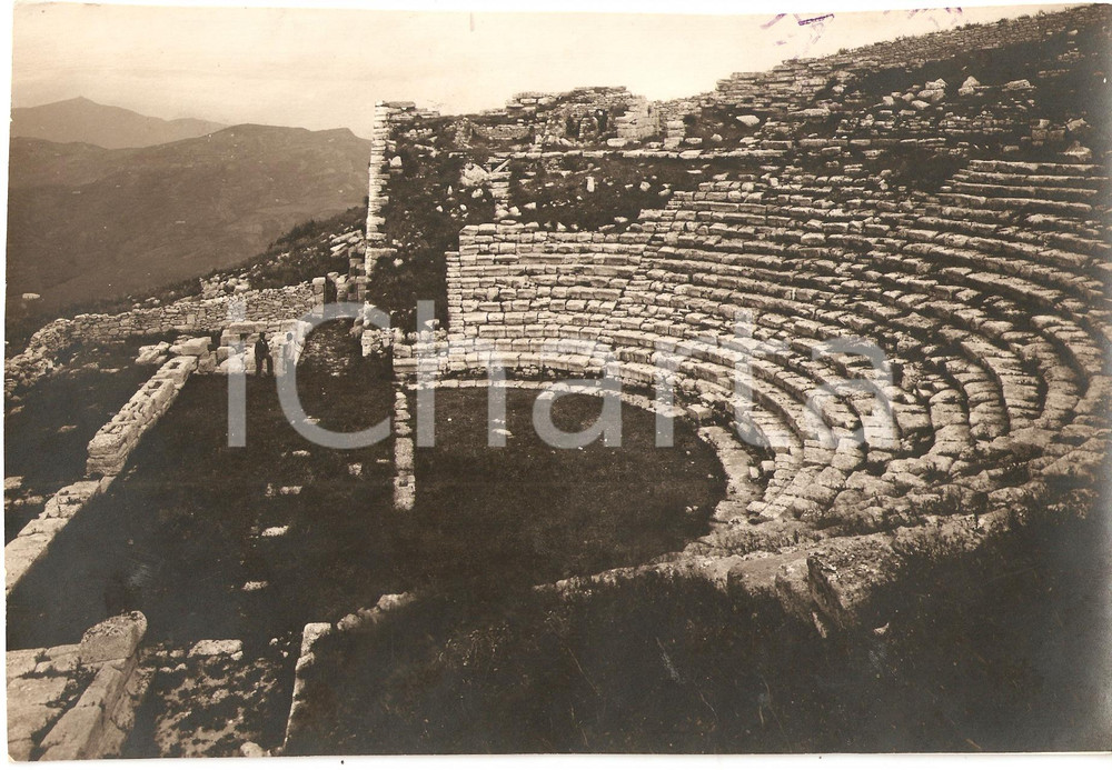 Fotografia d epoca originale 1935 ca SEGESTA Scorcio del Teatro Greco Foto ANIMATA Amoruso 1