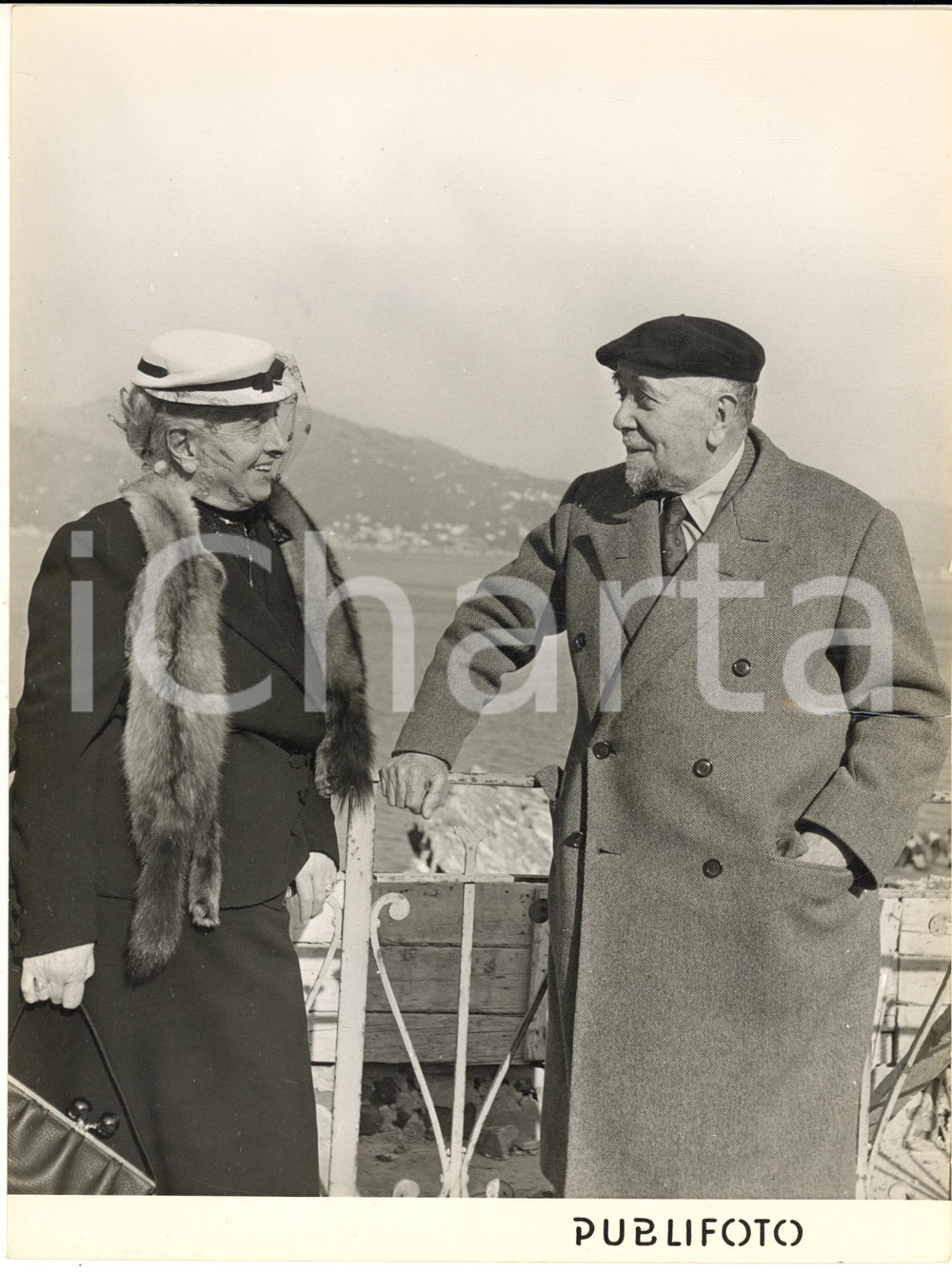 1953 PORTOFINO Pittore Arturo TOSI in vacanza - Foto DANNEGGIATA 18x24 cm