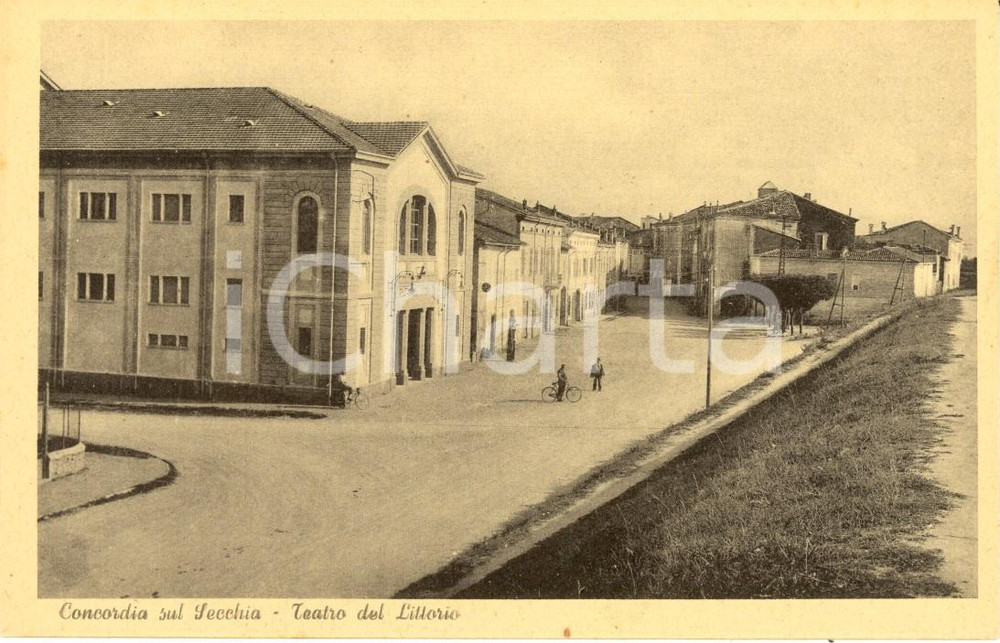 Cartolina originale da collezione 1944 CONCORDIA SULLA SECCHIA (MO) Teatro del Littorio Cartolina ANIMATA FP NV 1