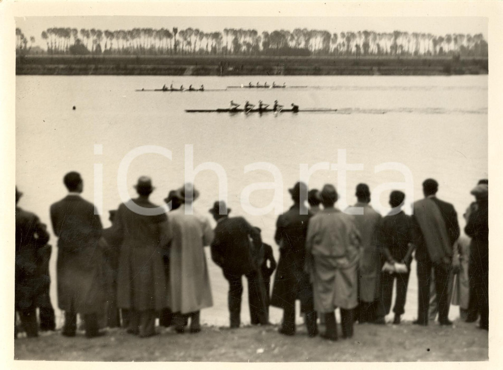Fotografia d'epoca originale 1936 MILANO CANOTTAGGIO Campionati QUERINI vince Coppa PRINCIPE DI NAPOLI 1