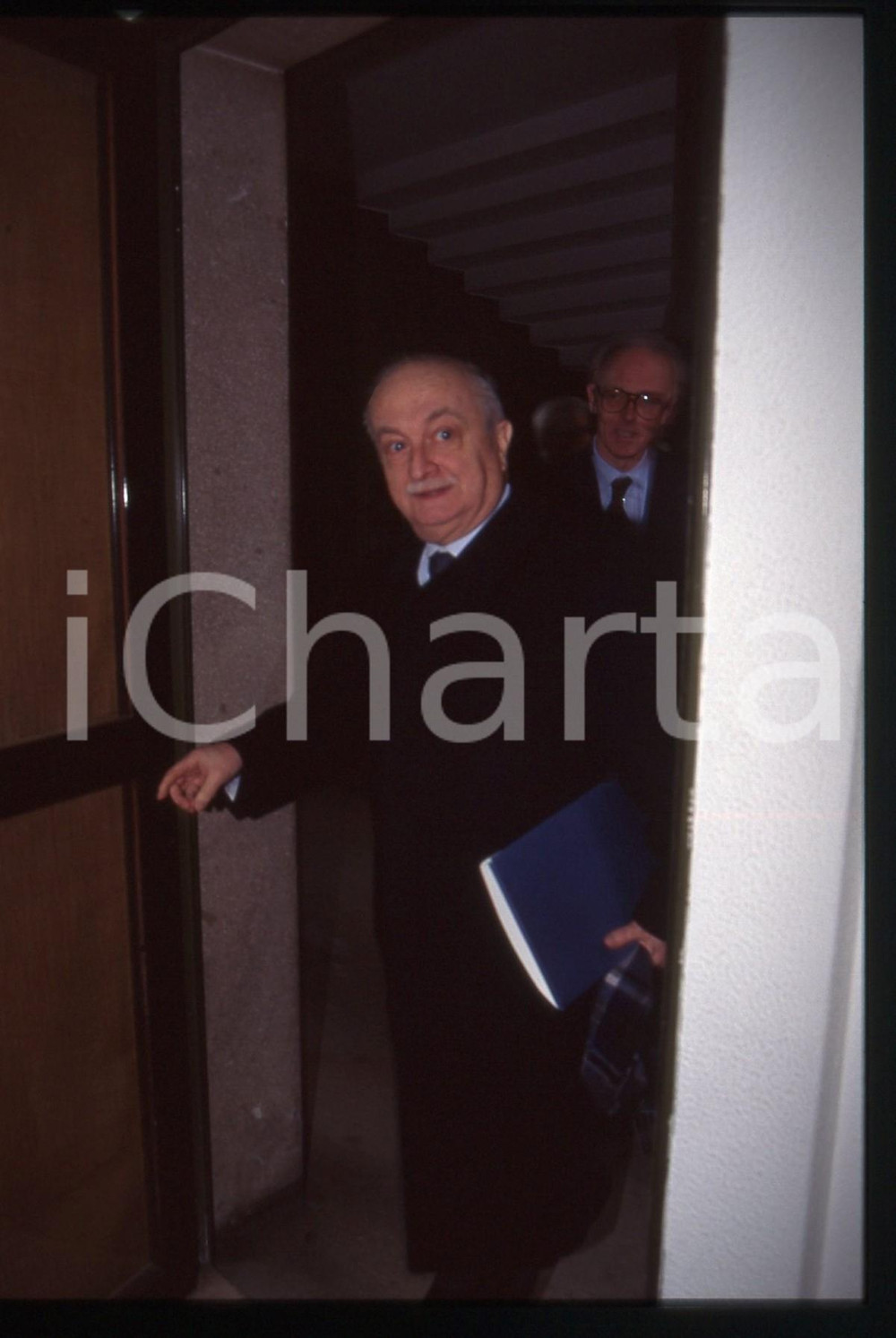 35mm vintage slide* 1995 ca MILANO Sergio VACCÀ Ritratto del professore (7)