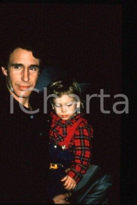 35mm vintage slide* 1990 CINEMA American actor John SHEA and son Jake SHEA (4)