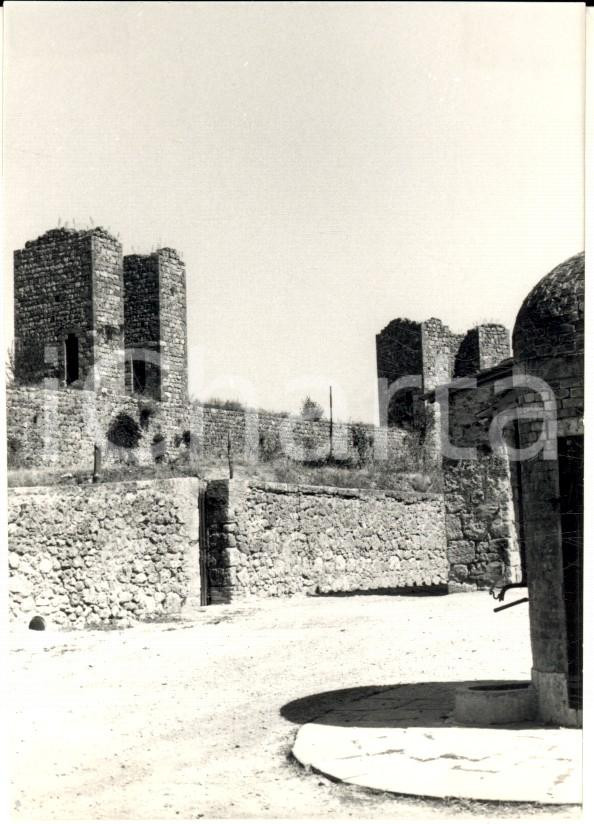 Fotografia d epoca originale 1958 MONTERIGGIONI SI Veduta delle mura del castello Foto ARTISTICA 7x10 cm 1