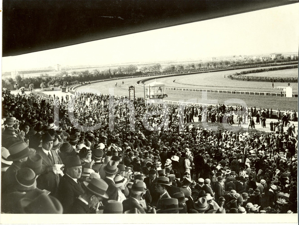 Fotografia d epoca originale 1933 ROMA Ippodromo CAPANNELLE Folto pubblico al 50Â° Derby Reale Fotografia 1