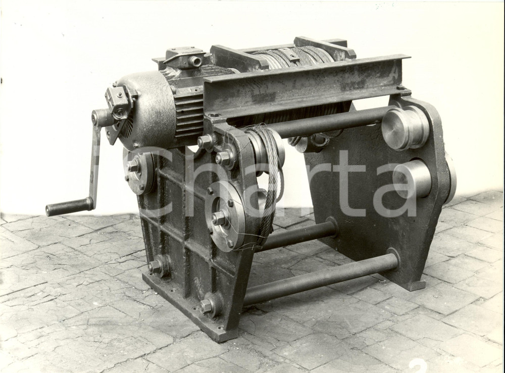 Fotografia d epoca originale 1971 RHO  MILANO Ditta Ing.V.FACHINI Argano per forno da cemento FOTOGRAFIA 1