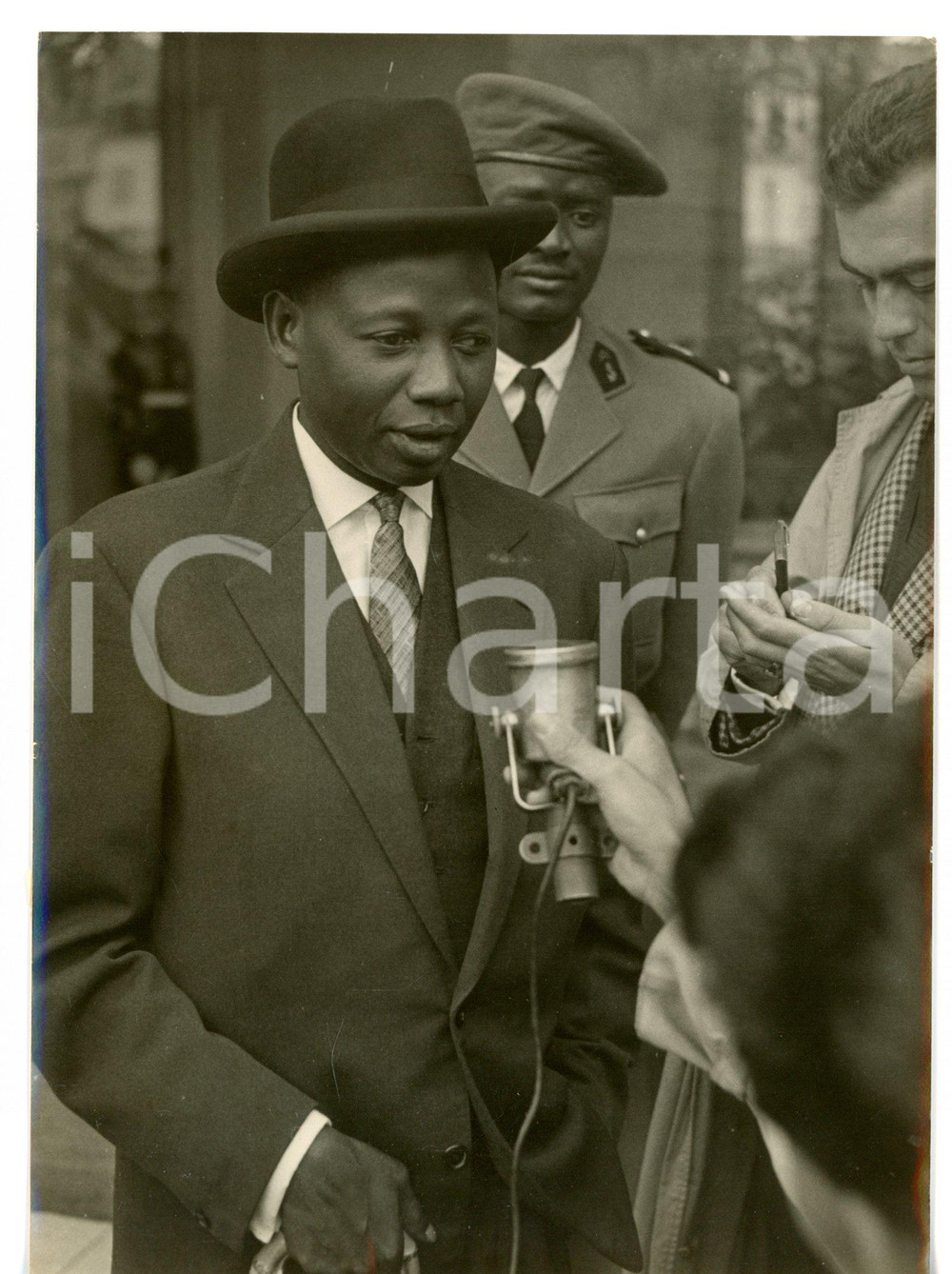 1960 PARIS Primo ministro Mamadou DIA rilascia intervista all'Eliseo *Foto 