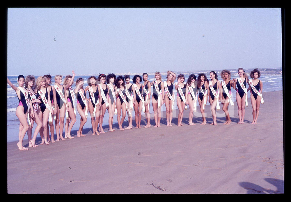 35mm vintage slide* 1988 RAGUSA - MISS EUROPA Il gruppo delle concorrenti (3)