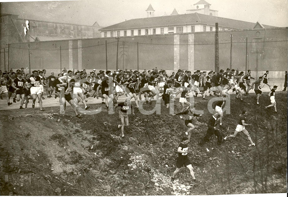 Fotografia d'epoca originale 1936 MILANO Campionato lombardo campestre a LAMBRATE 1