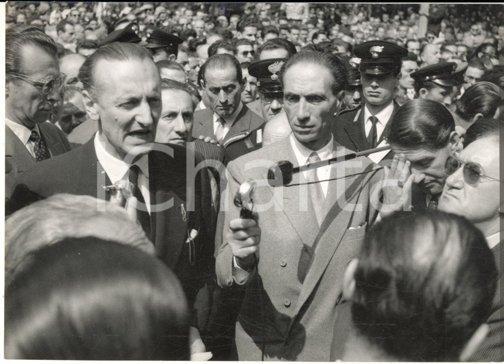 1955 MILANO Funerali di Alberto ASCARI - Discorso conte CARACCIOLO *Foto