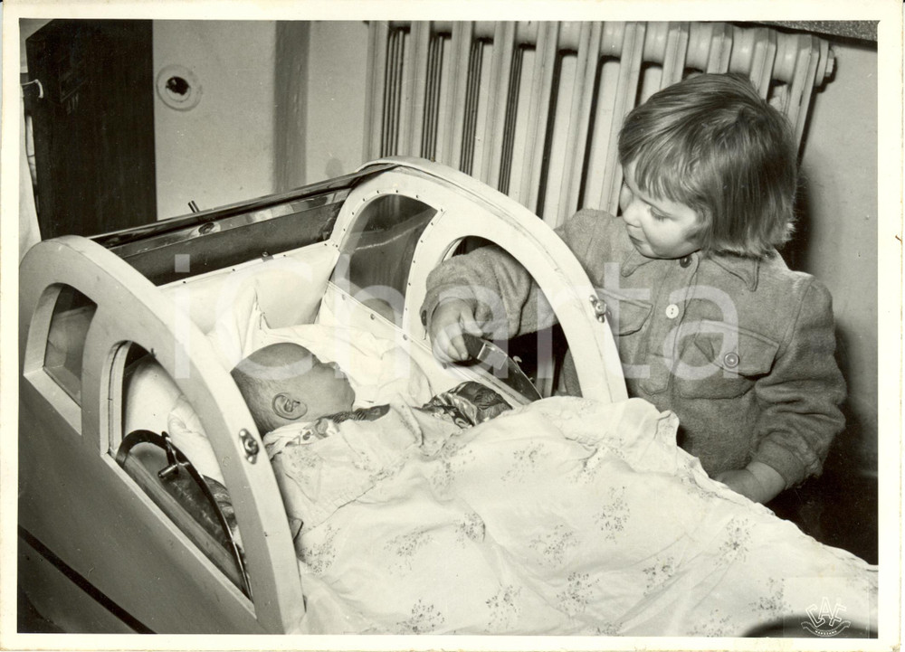 Fotografia d epoca originale 1954 CRACOVIA Polonia Wladzio SURMA Malgosia JUCHA Bambini di NOWA HUTA Foto 1