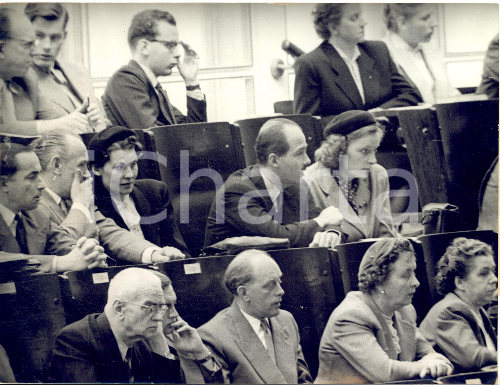1954 BONN Otto VON HABSBURG and his wife at the German Federal Diet *Photo 20x15