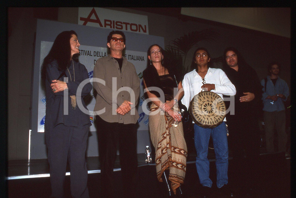 35mm vintage slide* 1995 SANREMO Robbie ROBERTSON Rita COOLIDGE Ritratto (7)