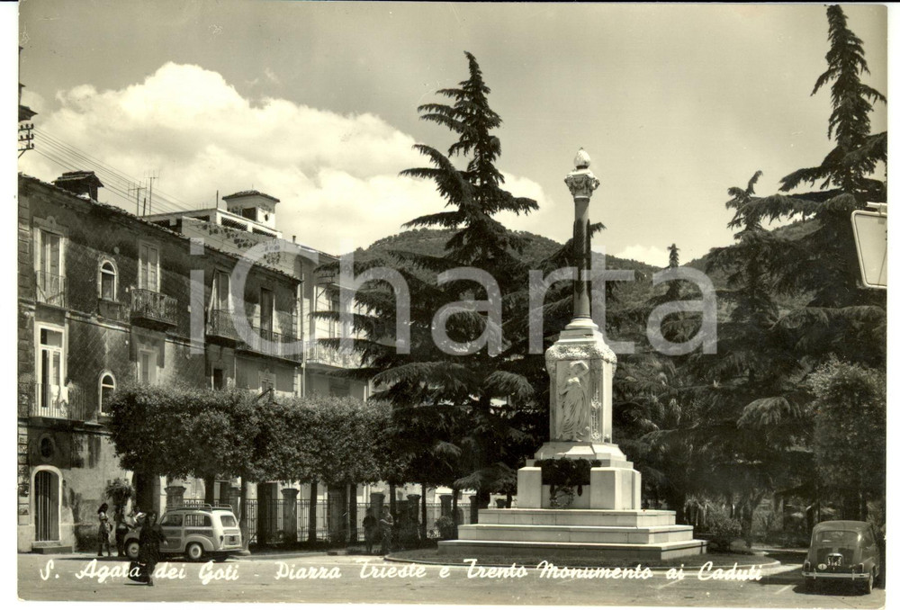 Cartolina originale da collezione 1962 SANT AGATA DEI GOTI BN Piazza con Monumento ai caduti Cartolina FG VG 1