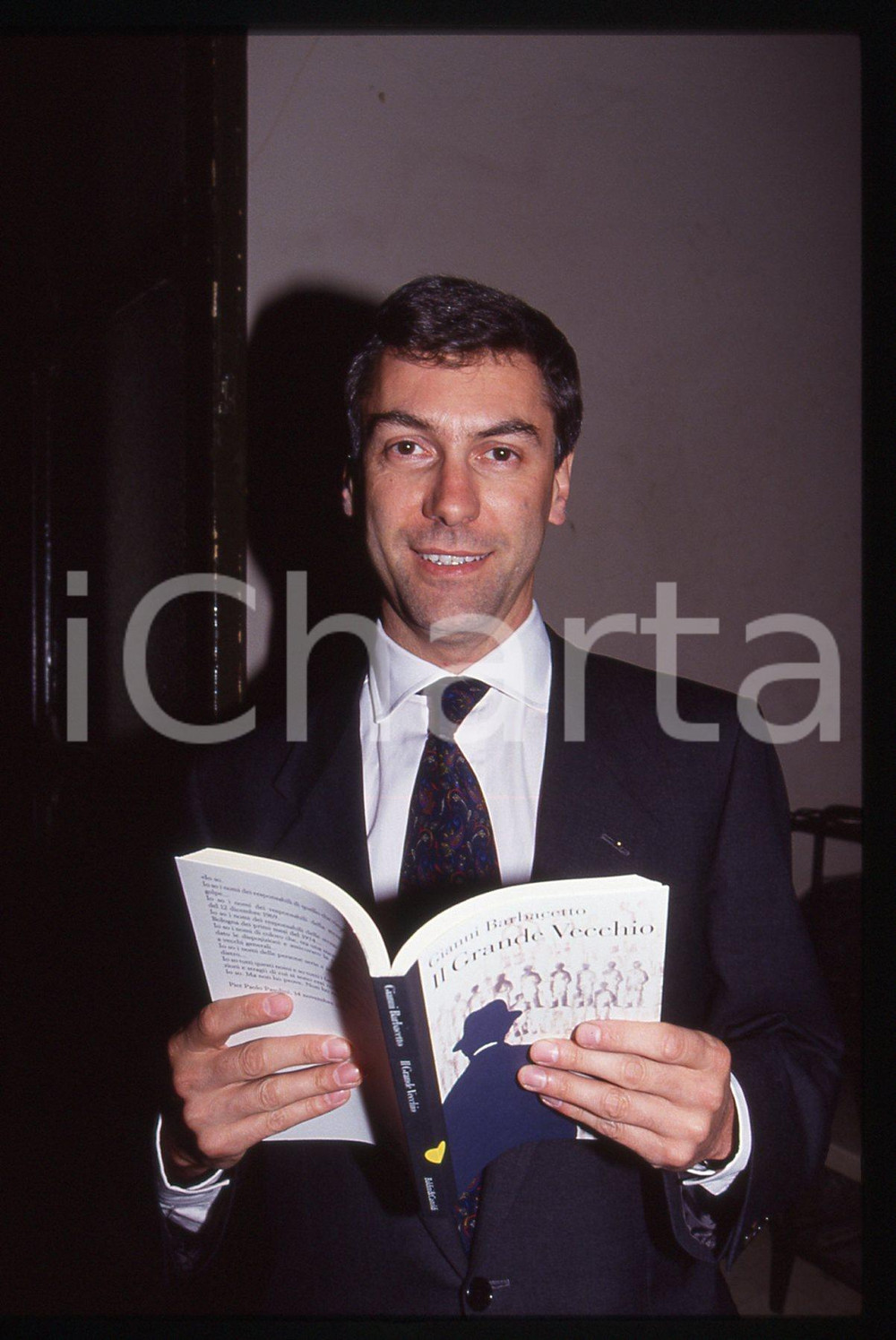Fotografia d epoca originale 35mm vintage slide 1995 ca MILANO Gianni BARBACETTO Presentazione libro 3 1