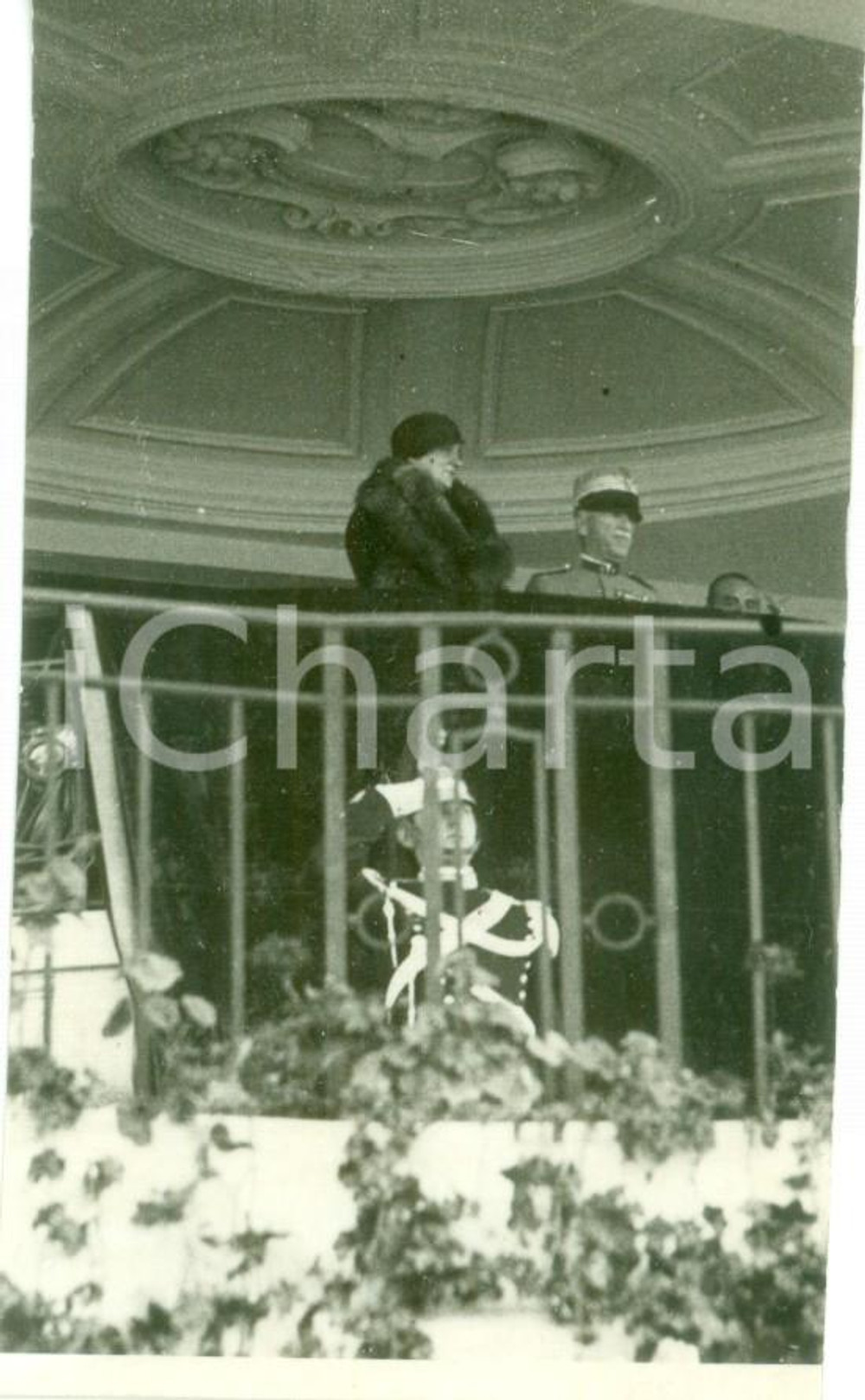 Fotografia d epoca originale 1933 ROMA IPPODROMO DELLE CAPANNELLE Vittorio Emanuele III assiste alla gara 1