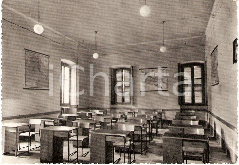Cartolina originale da collezione 1950 ca TRADATE VA COLLEGIO ARCIVESCOVILE Aula LICEO SCIENTIFICO FG NV 1