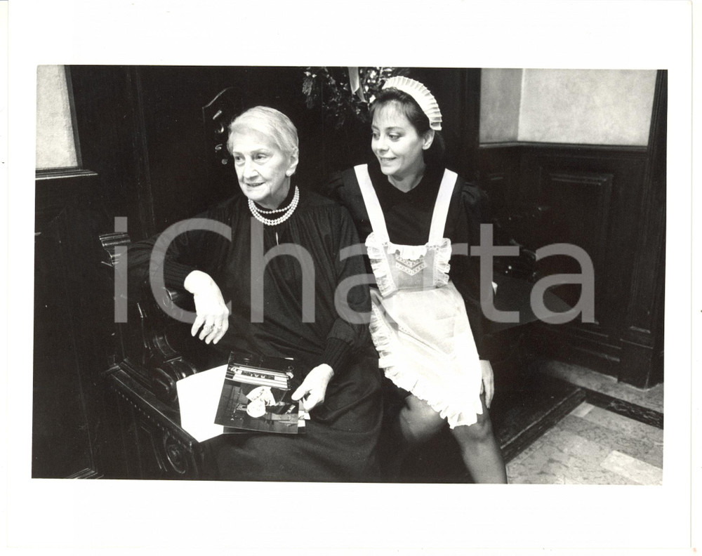 1985 ca CINEMA Ritratto attrice Tina LATTANZI con domestica *Foto 25x20 cm