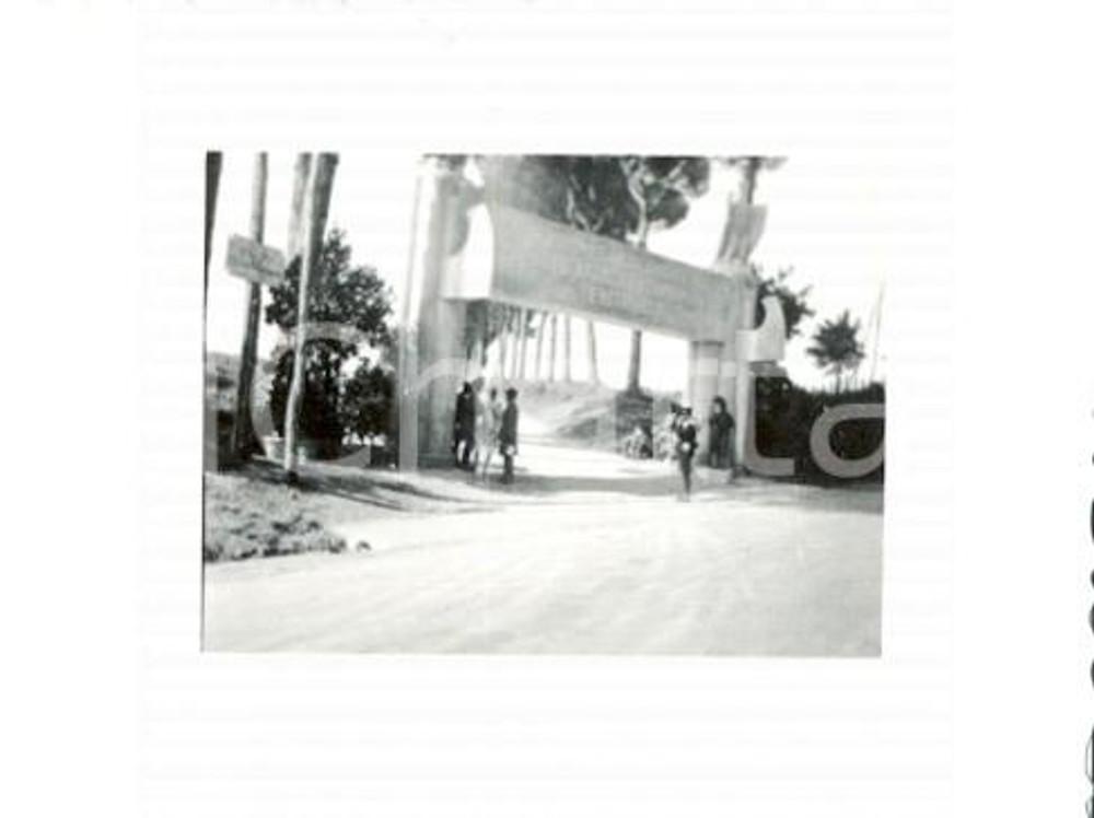 Fotografia d'epoca originale 1937 ROMA PARIOLI Ingresso campo Truppe Coloniali AFRICA ITALIANA *Foto 6,5x5 1