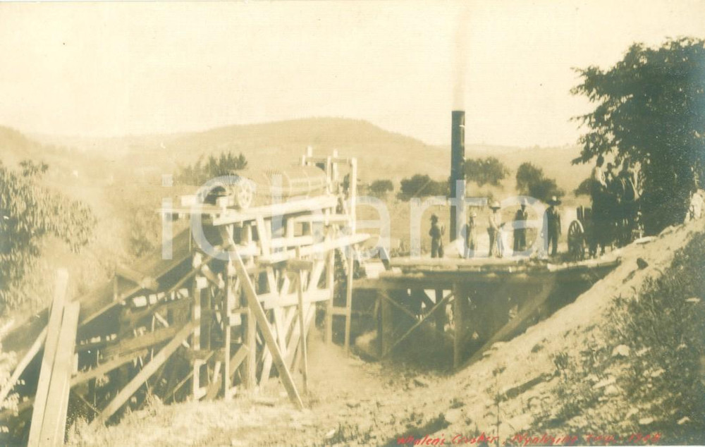 Fotografia d epoca originale 1908 DUNNSTABLE, PENNSYLVANIA USA Operai della FISS & HARTMAN ai macchinari 1