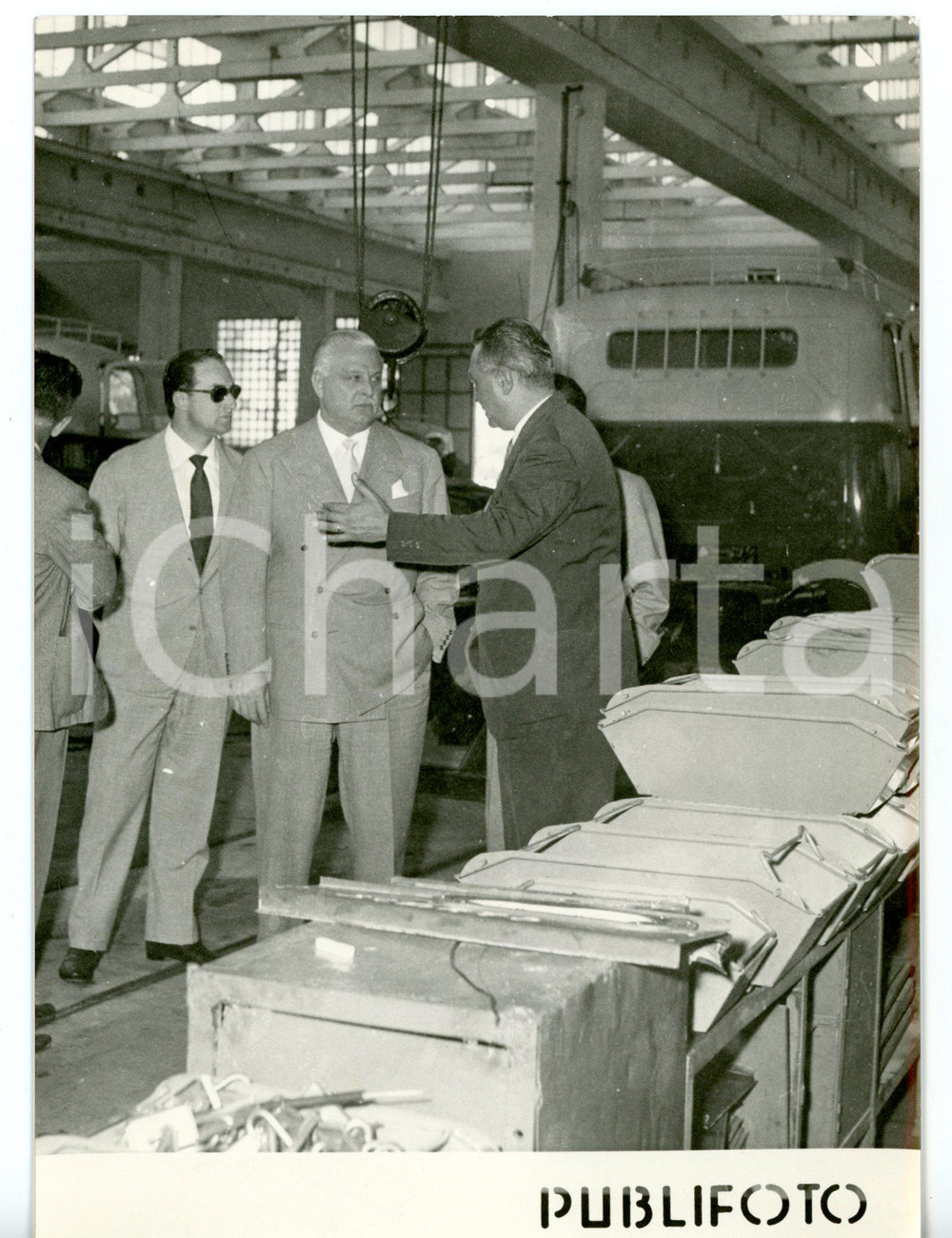 1956 POMIGLIANO D'ARCO Stabilimento ALFA ROMEO - Aldo FASCETTI presidente IRI 