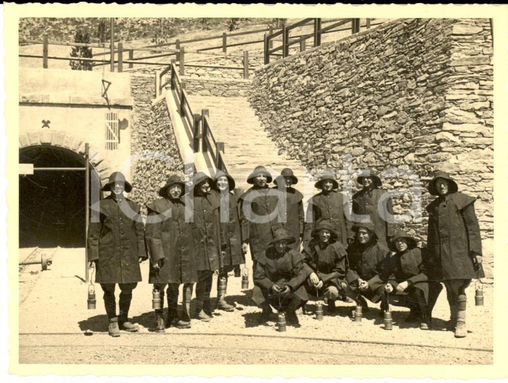 Fotografia d epoca originale 1939 PIEMONTE Soldati Scuola Applicazione Fanteria di Parma in un forte Foto 1