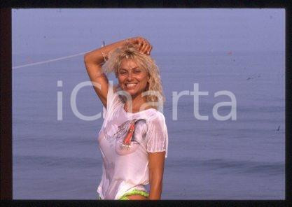 35mm vintage slide* 1985 ca ITALIA Rossella GARDINI in costume da bagno (45)