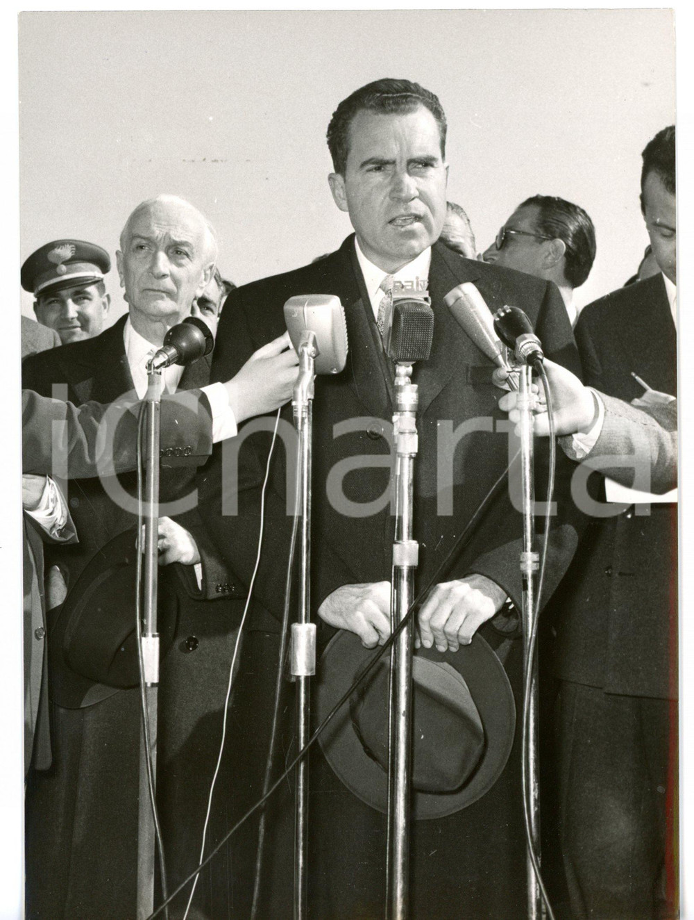 1957 ROMA Richard NIXON con Antonio SEGNI durante intervista *Foto 13x18 cm
