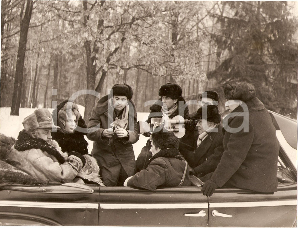 Fotografia d epoca originale 1968 OSHIBKA ONORE DE BALZAKA Regista Timofei LEVCHUK scena in auto Foto set 1