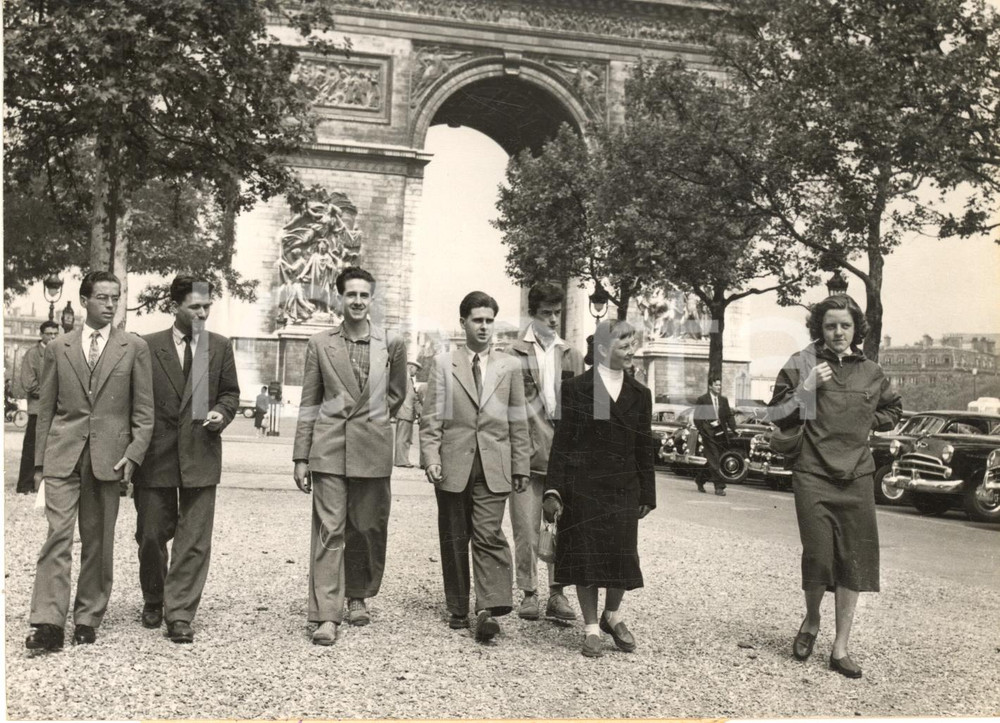 1954 PARIS Les lauréats du concours de la Journée Européenne *Photo 18x13 cm