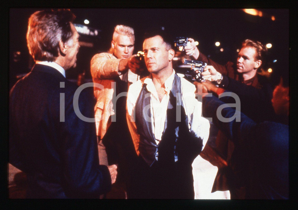 35mm vintage slide* 1991 HUDSON HAWK Bruce WILLIS in una scena del film (7)