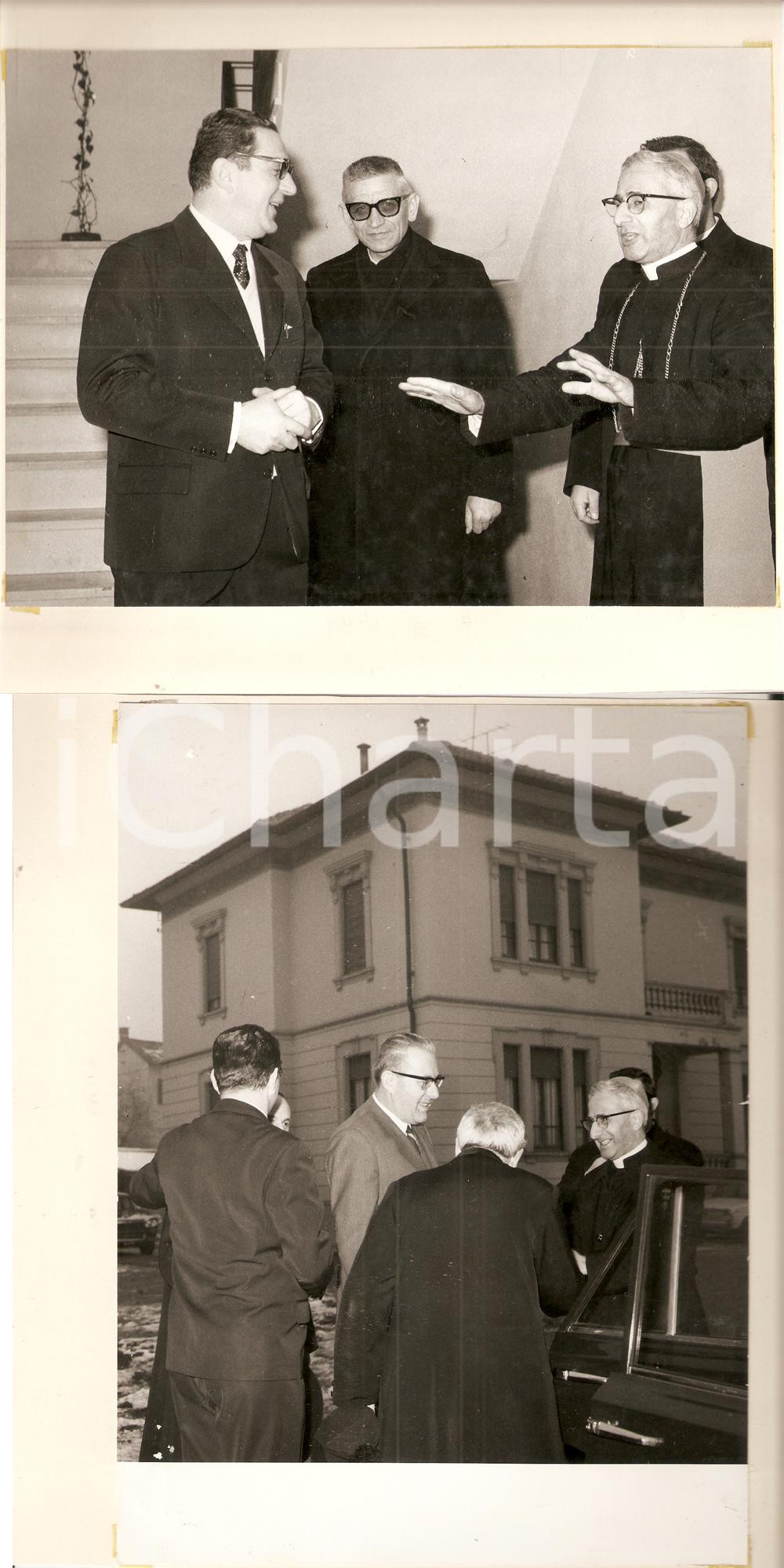 Fotografia d epoca originale 1969 PAVIA Mons Antonio ANGIONI visita Tipografia Mario PONZIO Foto FRONTE RETRO 1