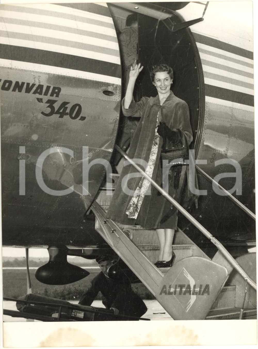 1955 ca MILANO MALPENSA Partenza Fulvia COLOMBO per Londra con volo ALITALIA Foto
