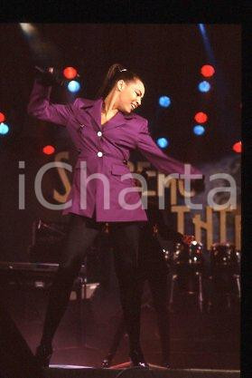 35mm vintage slide* 1990 ca MILAN Kim APPLEBY British singer-songwriter (7)