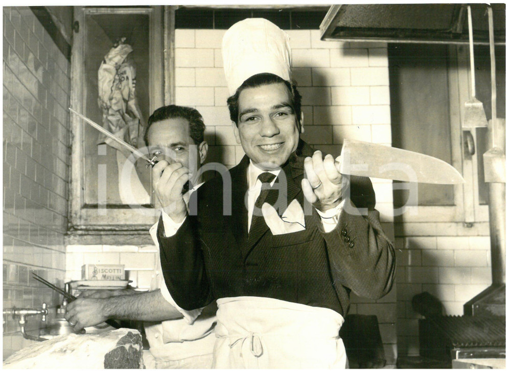 1958 MILANO Antica Trattoria Triestina - Duilio LOI si improvvisa cuoco *foto