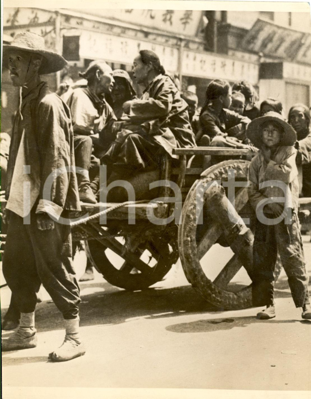 Fotografia d epoca originale 1937 TIENTSIN Esodo popolazione cinese dalla guerra 1
