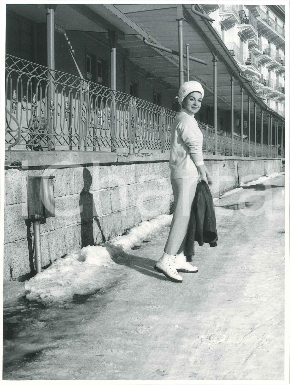 Fotografia d epoca originale 1960 ca DAVOS Silvana PAMPANINI al Grand Hotel Belvedere  Foto 17x23 cm 4 1