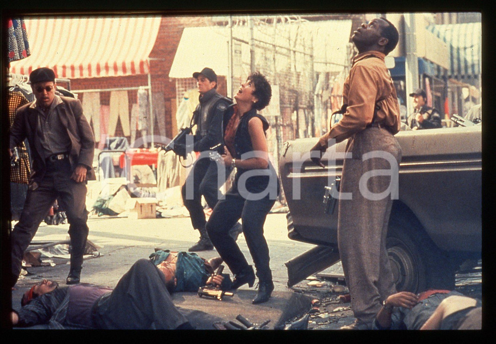 35mm vintage slide* 1990 PREDATOR 2 Danny GLOVER Rubèn BLADES Scena Film (3)