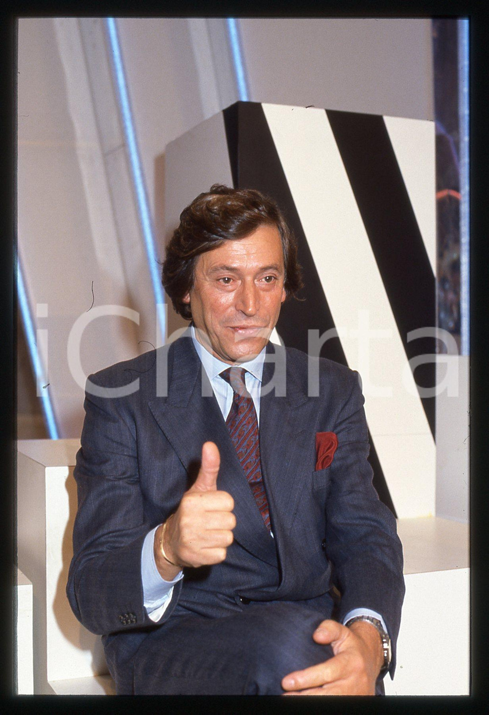 35mm vintage slide* 1986 RETE 4 - Guido ANGELI a UN FANTASTICO TRAGICO VENERDÌ 5